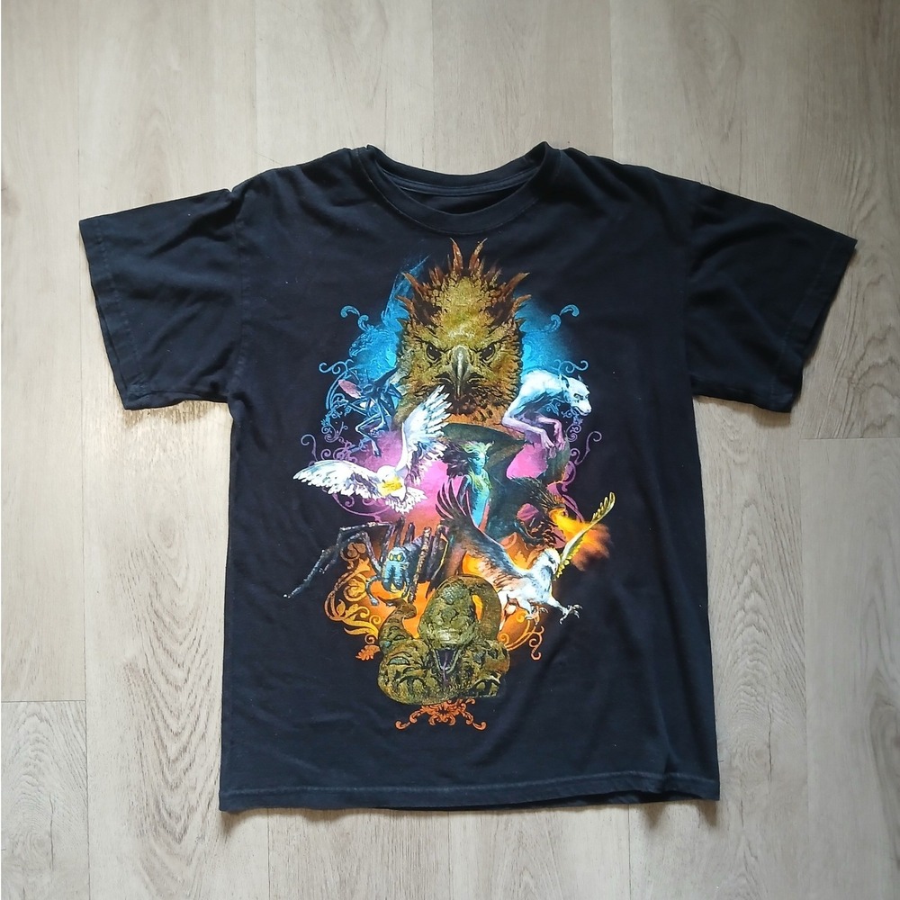 Harry Potter T-Shirt Mens Medium Black Magical Creatures Graphic Print Tee